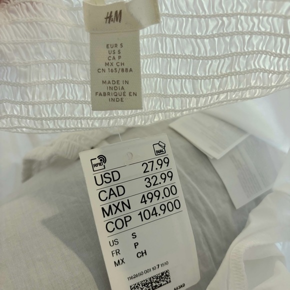 NWT • H&M Pure Cotton Puff-Sleeved Crop Top Blouse • size Small - Picture 6 of 7